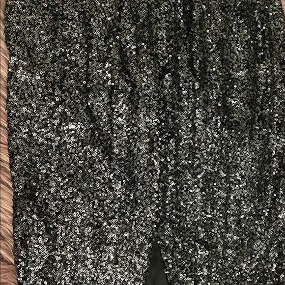 Skirt - Picture 3 of 5